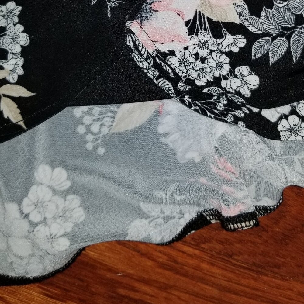 Cute Latin skirt, M, EUC - Picture 6 of 8